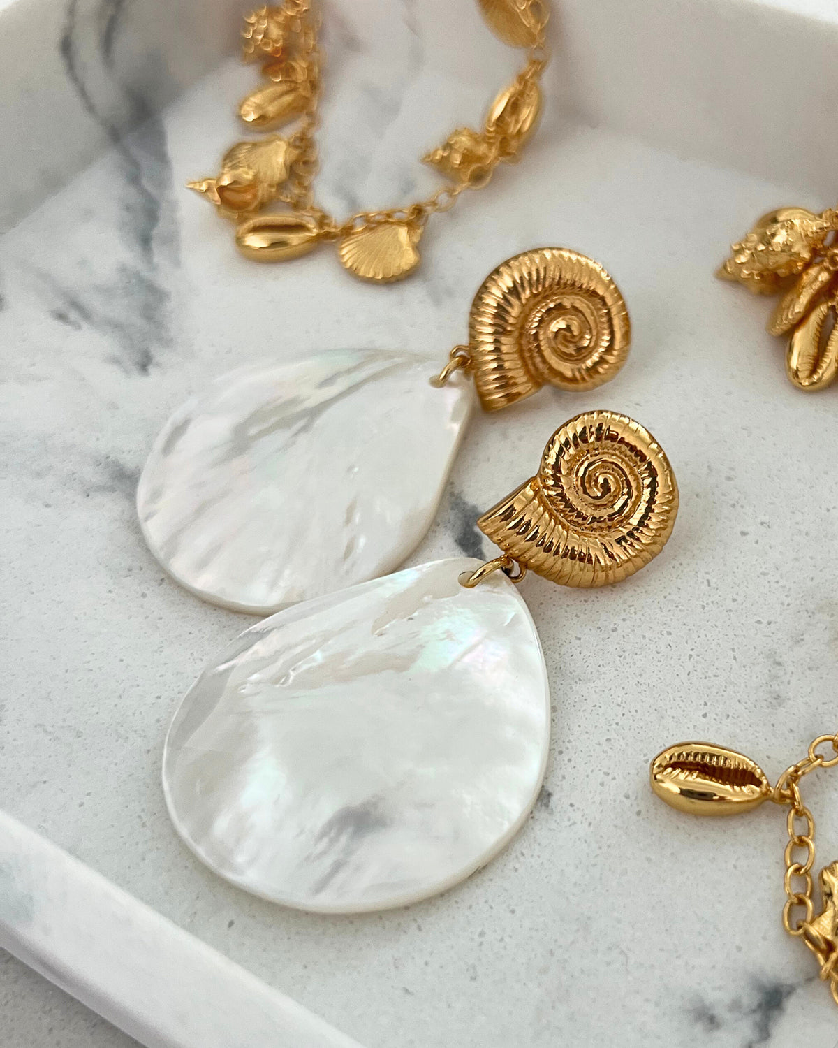 Mother of Pearl Shell Earrings